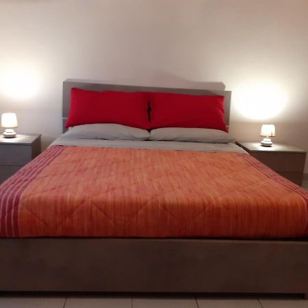 Apartament La Casa Di Luca Asti Zewnętrze zdjęcie