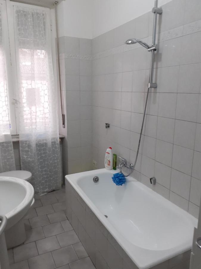 Apartament La Casa Di Luca Asti Zewnętrze zdjęcie